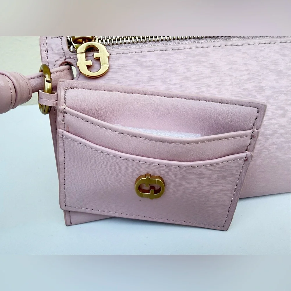 ๐ Stylish Pink Wristlet Wallet Set โ 2 Pieces! ๐ - Picture 2 of 16